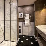 Carlotta Отель 4*