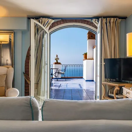 Hotel Carlotta 4*