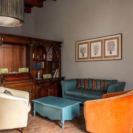 Hotel Carlotta